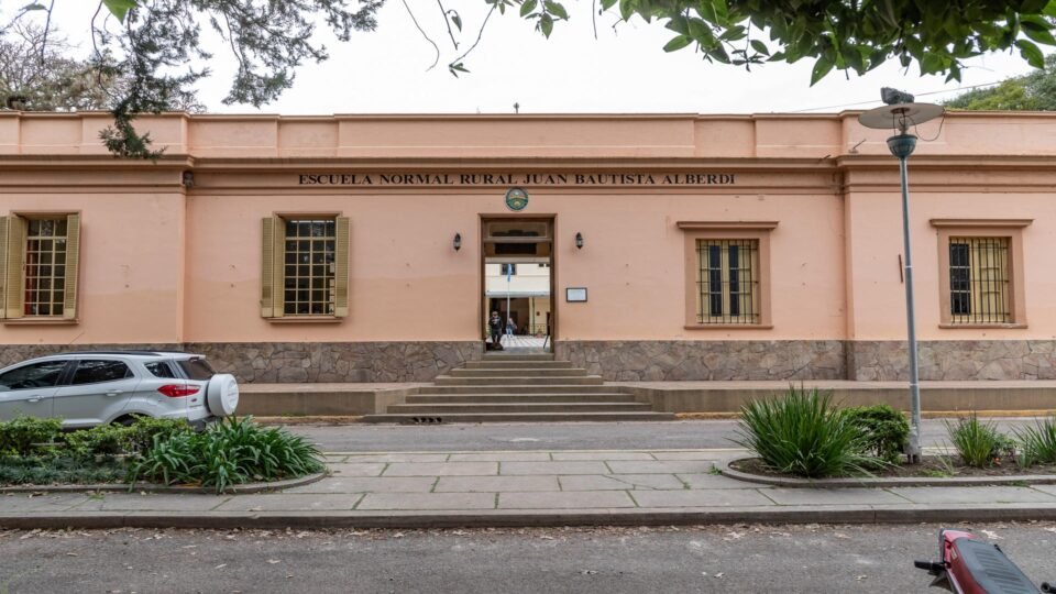 Escuela Normal Rural “Juan Bautista Alberdi”
